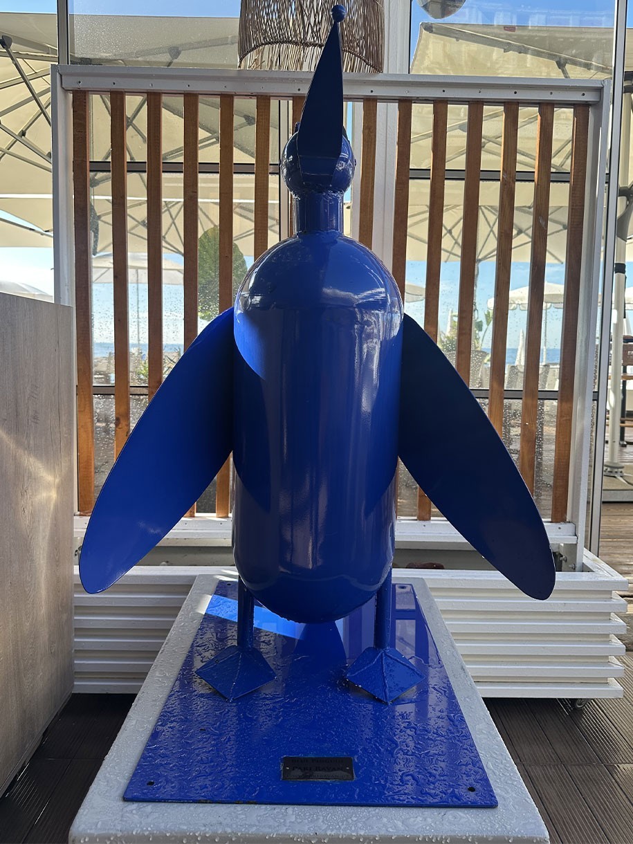 Sculpture Pingouin bleu - Pari RAVAN